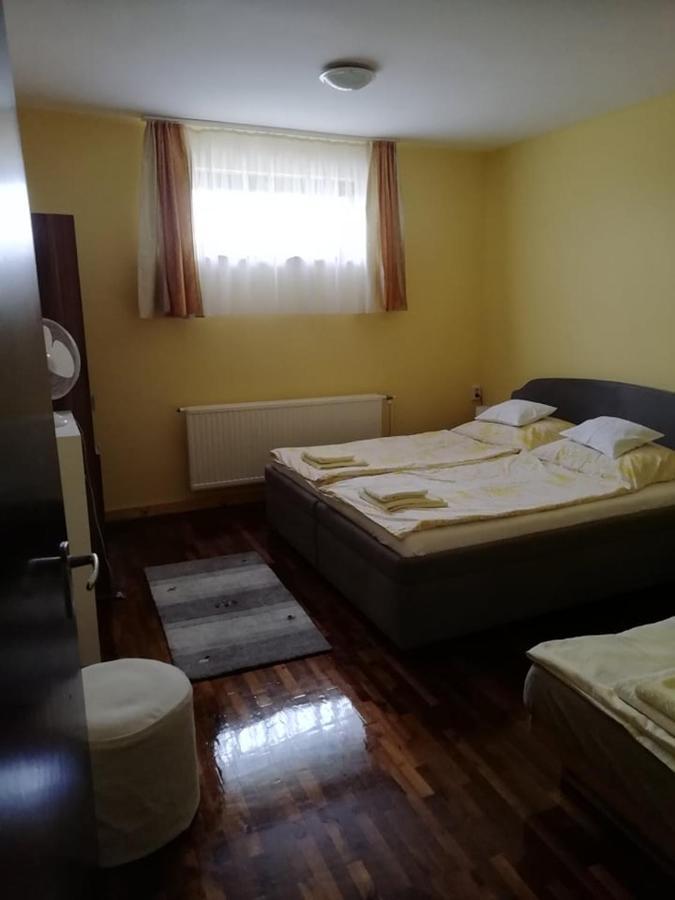 Sunfish Apartman Balatonszarszo Kültér fotó